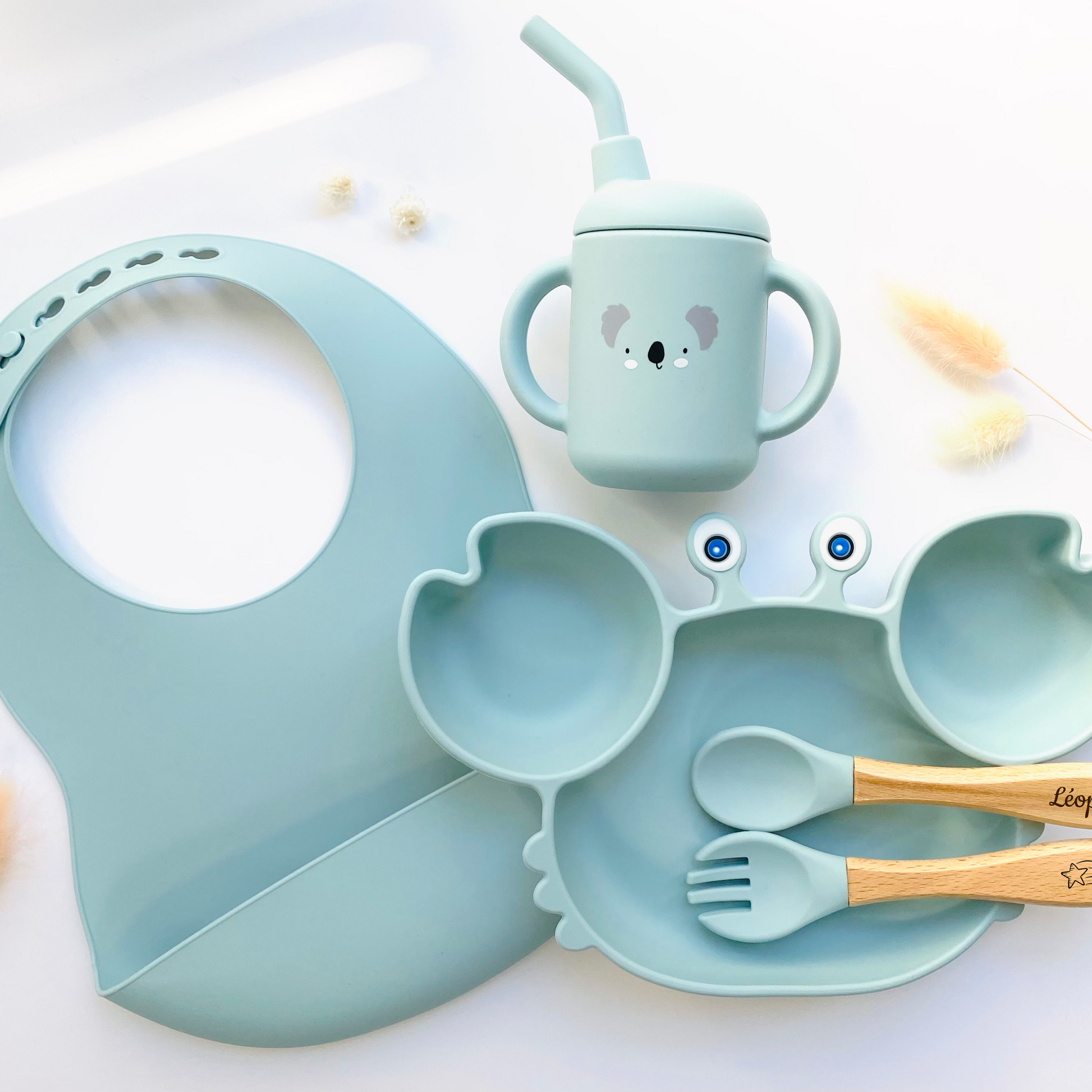 Crab-Shaped Kids Meal Set with Eco-Friendly Bamboo Cutlery, Silicone Bib, and Suction Plate – Personalized Options Available 0