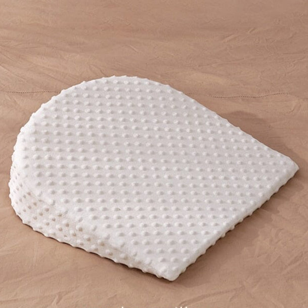 Portable Baby Nursing Pillow with Ergonomic Slope Design for Comfortable Breastfeeding and Reduced Spitting – Easy to Clean 1